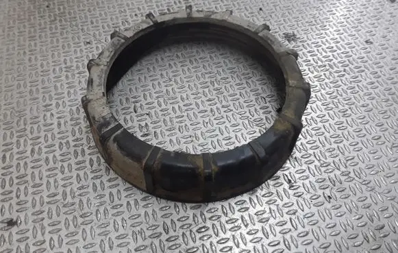 Nissan Navara D40 In tank fuel pump screw locking ring/nut 