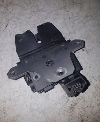 Ford Focus Tailgate/trunk/boot lock/catch/latch 01041155004