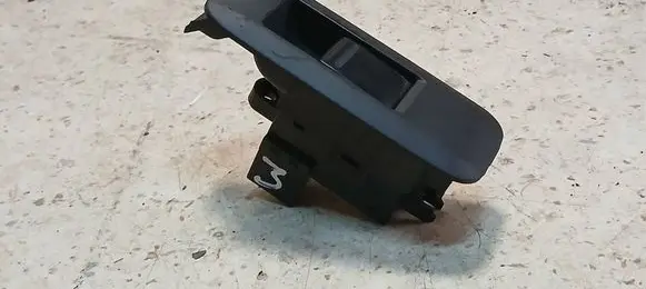Nissan Primera Electric window control switch 52144AA000 25411AV600 C8DD705N