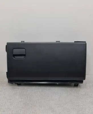 Land Rover Discovery 5 Glove box HY32060K63A 1056716030