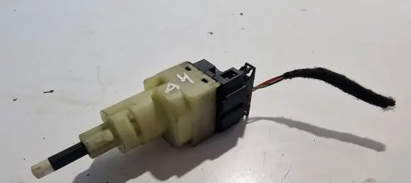Audi A4 S4 B7 8E 8H Brake pedal sensor switch 7H0927189