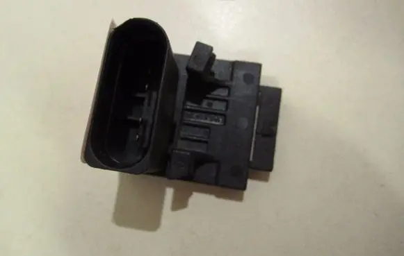 Clutch pedal sensor