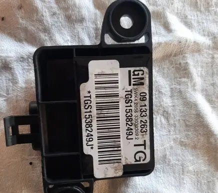 Opel Zafira A Airbag deployment crash/impact sensor 09133263 TGS1538249J
