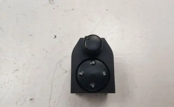 Audi A4 Allroad Wing mirror switch 8D0959565