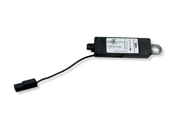 Mercedes-Benz A W169 Aerial antenna amplifier A1698200489