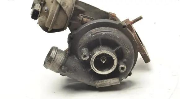Volvo V50 Turbo 9654931780