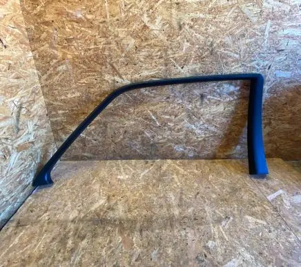 Mercedes-Benz S W140 Rear door glass trim molding 1407350171 23604000 1407350121