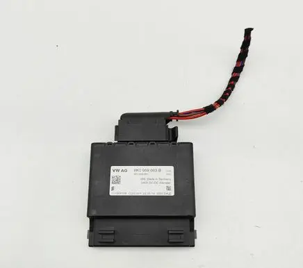 Audi RS Q3 Voltage converter/converter module 8K0959663B 8K0959663