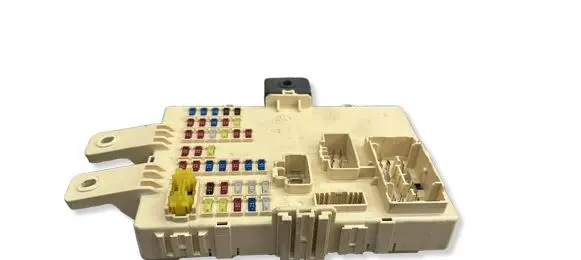 KIA Sportage Fuse module 919503W043