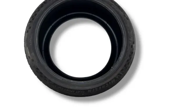Porsche 911 992 R21 summer tire 