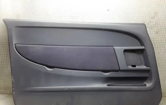 Peugeot 1007 Sliding door trim 