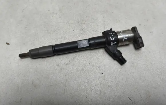 Mitsubishi Outlander Fuel injector 1465A323