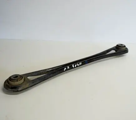 Audi Q7 4L Rear upper control arm/wishbone 7L8501529A