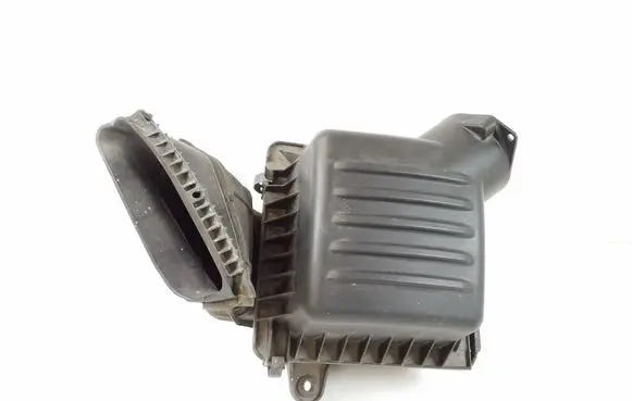 Jeep Grand Cherokee Air filter box 68199048AA