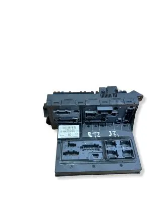Mercedes-Benz E W211 Fuse module 2115453101