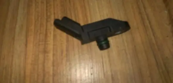 Peugeot 406 Air pressure sensor 0261230034