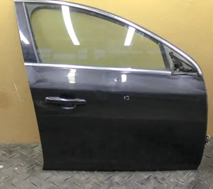 Volvo V60 Front door