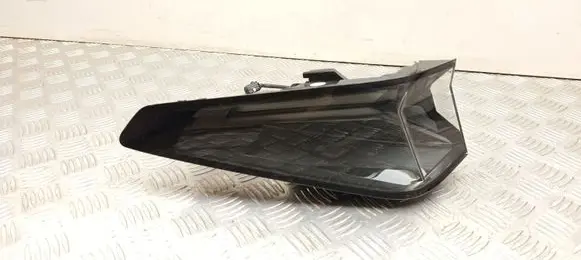 Peugeot 3008 III Rear/tail lights 9842102580