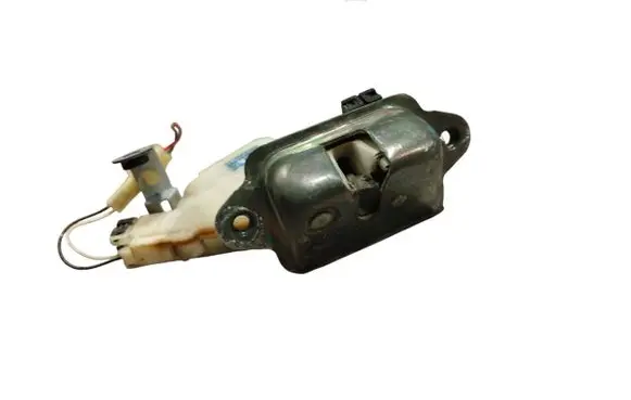 Subaru Impreza II Loading door lock 