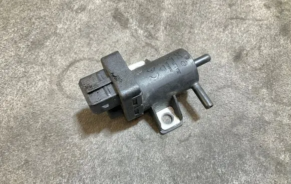 Nissan Navara D23 Turbo solenoid valve 8200762162