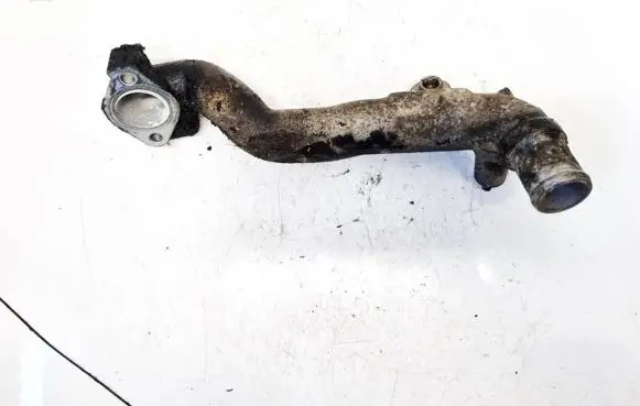 Mazda 626 Engine coolant pipe/hose