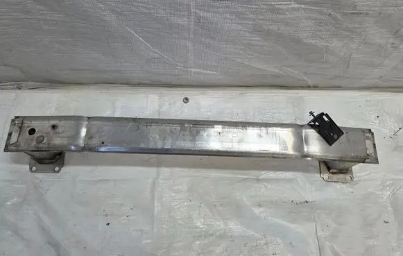 Opel Combo E Front bumper cross member 9821673780