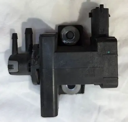 Opel Astra K Vacuum valve 55599948