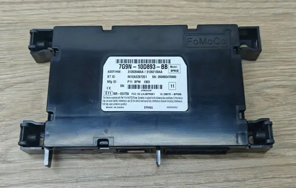 Volvo V70 Bluetooth control unit module 31282648AA 7G9N10D893BB