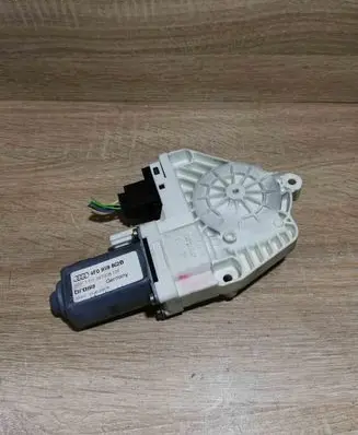 Audi A6 S6 C6 4F Front door window regulator motor 4F0959802B