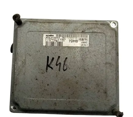 Ford Focus Engine control unit/module 7M5112A650KB 7DHB S118944005B