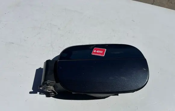 Audi A6 S6 C6 4F Fuel tank cap 8P0010412R