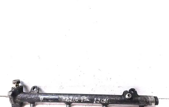 Mercedes-Benz C W203 Fuel main line pipe A6110700095