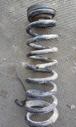 Hyundai i40 Rear coil spring