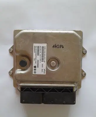 Opel Combo D Engine control unit/module 55255949 B86S6RP2P BC0118967A