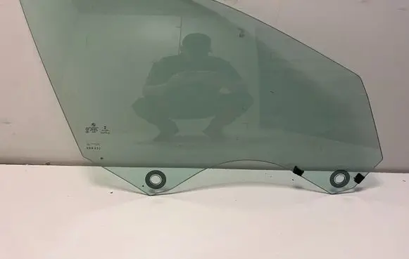 BMW 6 G32 Gran Turismo Front door window glass four-door 7379830