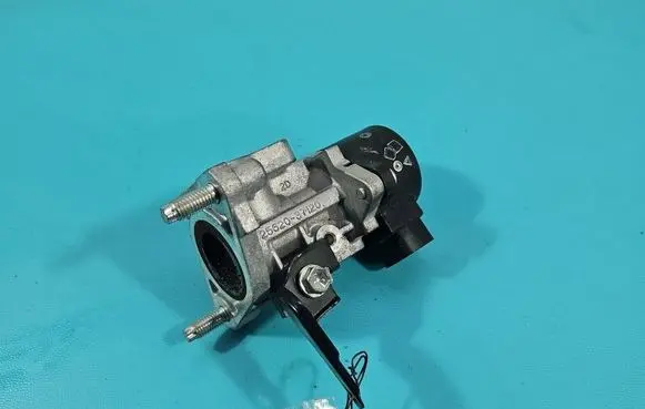 Lexus CT 200H EGR valve 25620-37120 IMPRK1525403