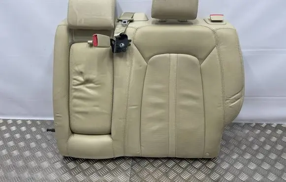 Lincoln MKZ II Rear seat 