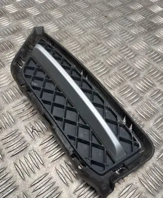 BMW X1 E84 Front bumper lower grill 7303757 190174 16771