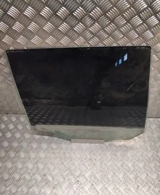 Opel Zafira B Rear door window glass 