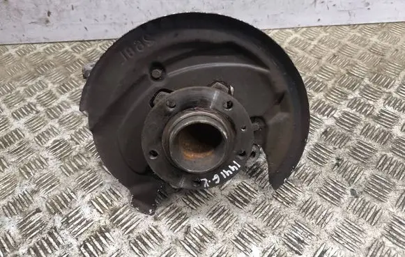Peugeot 508 II Rear wheel hub 9817537010