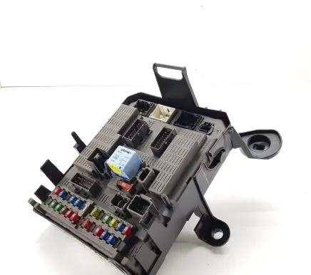 Citroen C8 Fuse box set 96302 00046100