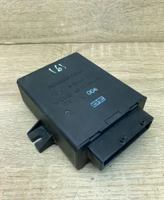 Mercedes-Benz E W211 Air suspension control unit module (rear) A2115450432 410213006