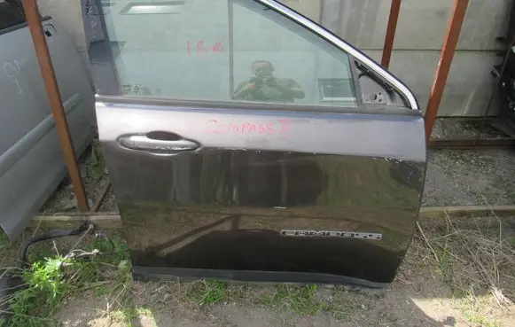Jeep Compass Front door
