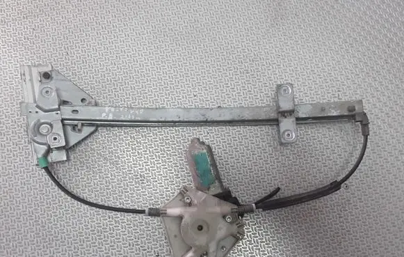 Volvo S40, V40 Front door window regulator with motor