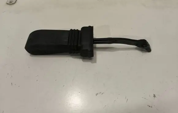 Audi A7 S7 4G Front door check strap stopper 4G8837249A