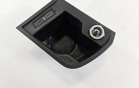 Volkswagen Transporter - Caravelle T6 USB socket connector 2G6035736