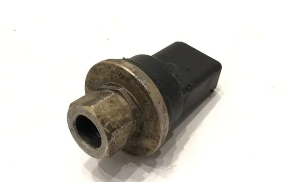 Air conditioning (A/C) pressure sensor