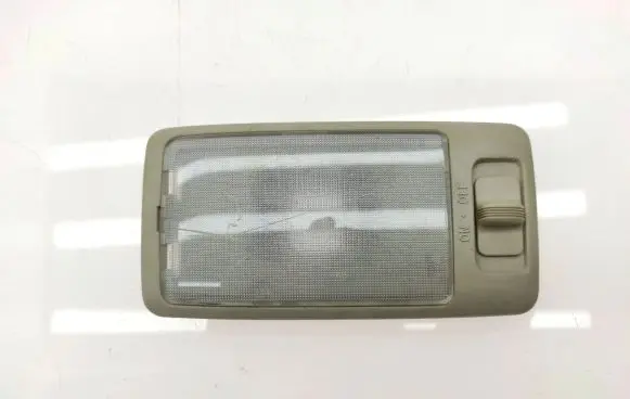 Subaru Outback Rear seat light