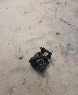 Audi A8 S8 D2 4D Turbo solenoid valve