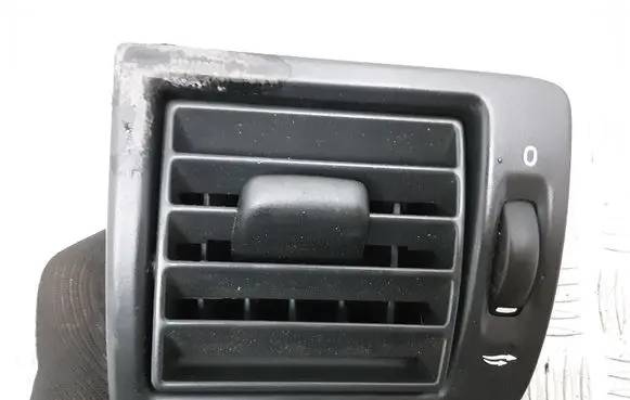 Dashboard side air vent grill/cover trim